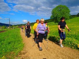 Nordic Walking II. Po valašských kopcoch._1074