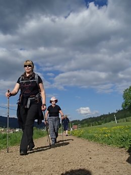 Nordic Walking II. Po valašských kopcoch._1084